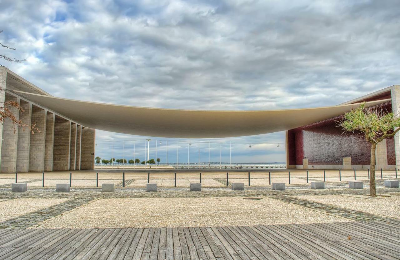 A View To The River Tejo - Sixtyfive Boutique Home Lisabona Exterior foto